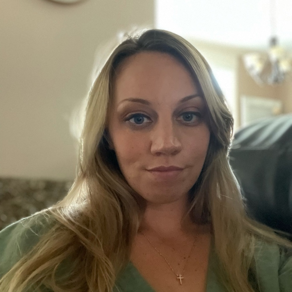 Meet your Posher, Melanie